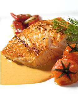 Supremas de salmón con crema de escalivada