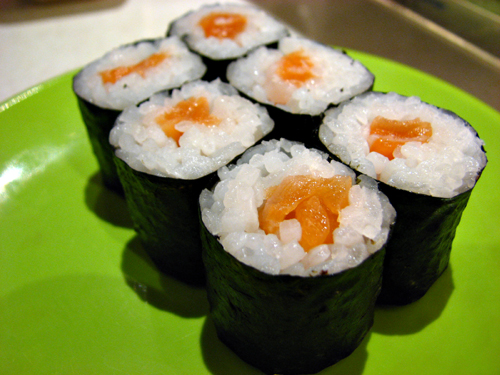 Sushi de salmón