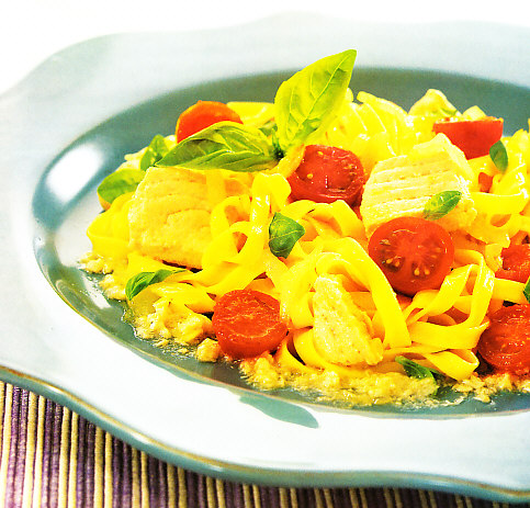 Tagliatelle con pez espada