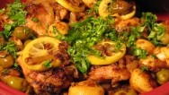 Tajine de pollo con limón y aceitunas