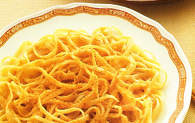 Tallarines con nueces