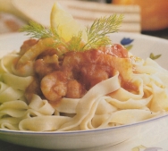 Tallarines con salsa de gambas