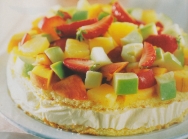 Tarta de helado de albaricoque y frutas
