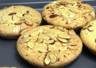 Tartaletas de almendras y naranja