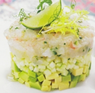 Tartar de cigalas, manzana y aguacate.