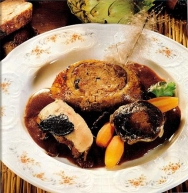 Ternera rellena de frutos secos