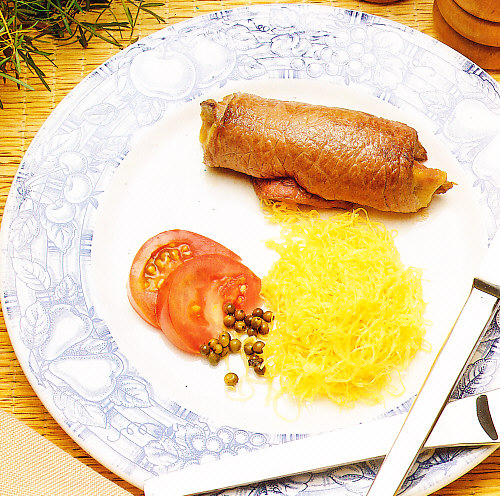 Ternera rellena de verduras