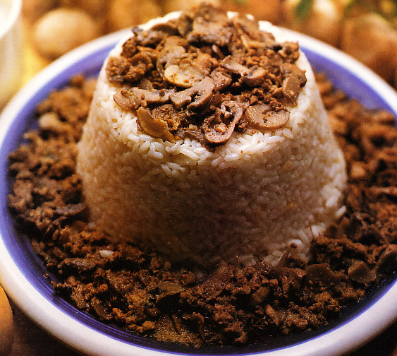 Timbal de arroz con campiñones