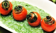 Tomates rellenos de bacon y espinacas
