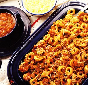 Tortellini a la boloñesa