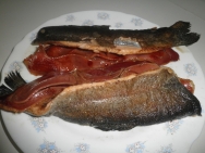 Trucha asalmonada con jamón