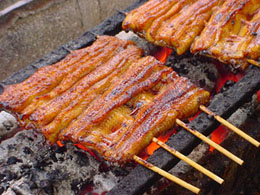 Unagi (anguila al espetón)