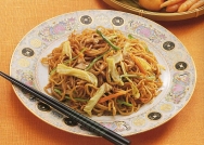Yakisoba (Fideos japoneses fritos)