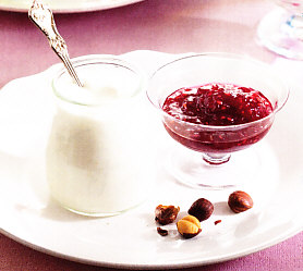 Yogur con mermelada